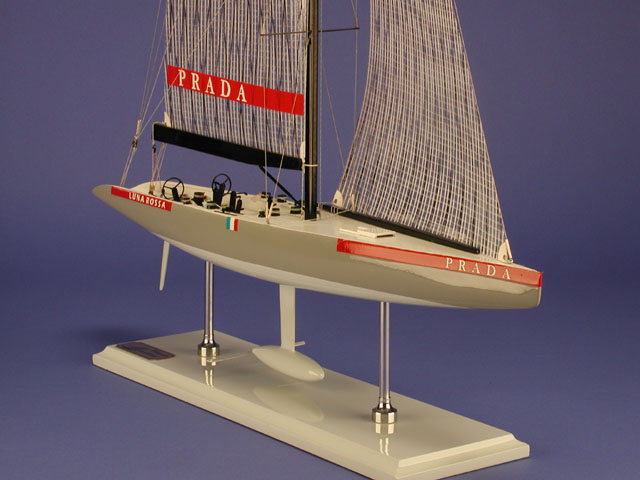 [Prada Ship Model]