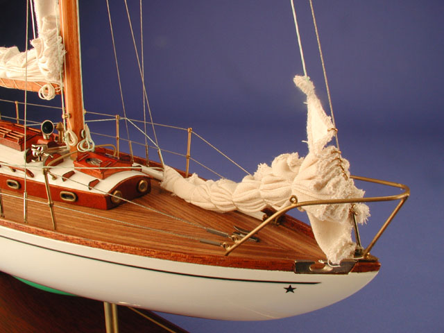 [Concordia Yawl Ship Model]