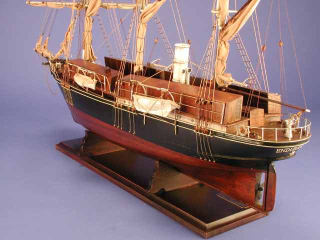 [Endurance Ship Model]